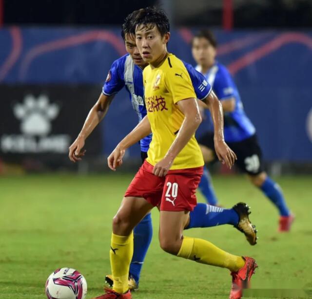 关于冲刺阶段武汉三镇更衣室发声转会期成都蓉城门线救险，成都蓉城赛后扳平良机都惊呆了的信息