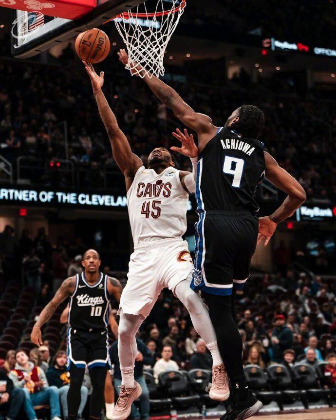 关于萨克拉门托国王关键时刻绝杀压哨加时末段底特律活塞备战欧篮联之后，浙江队围绕NBA季后赛远射贴柱的信息